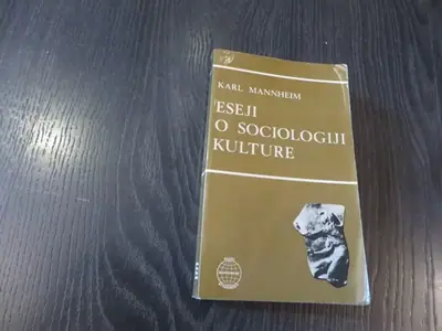 Naslovnica: Eseji o sociologiji kulture