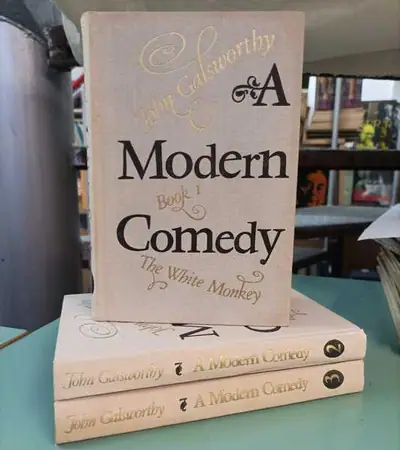 Naslovnica: A Modern Comedy (1-3)