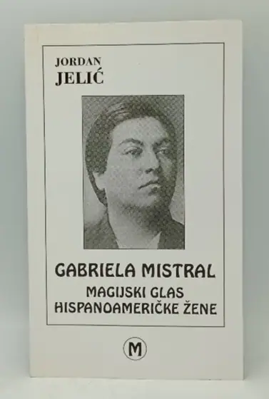Naslovnica: magijski glas hispanoameričke žene
